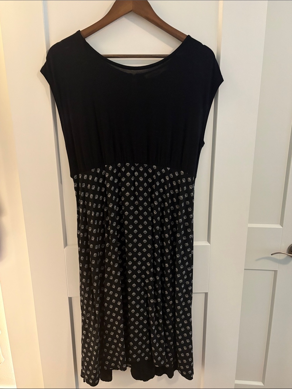 Black Patterned Midi Dress with Elastic Waist